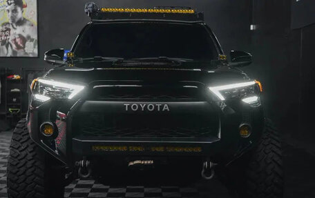 Toyota 4Runner V, 2018 год, 10 900 000 рублей, 40 фотография