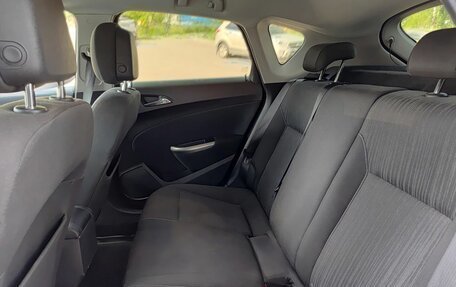 Opel Astra J, 2011 год, 399 000 рублей, 15 фотография