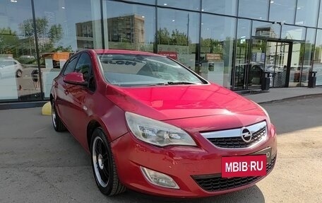 Opel Astra J, 2011 год, 399 000 рублей, 3 фотография