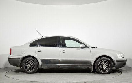 Volkswagen Passat B5+ рестайлинг, 2000 год, 150 000 рублей, 4 фотография