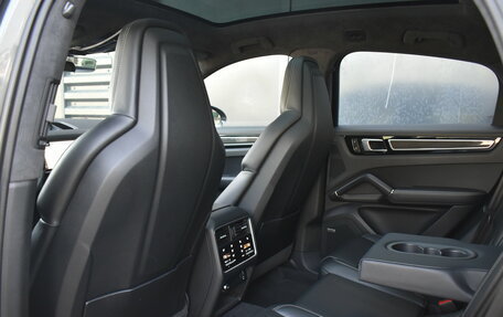 Porsche Cayenne III, 2022 год, 13 650 000 рублей, 14 фотография