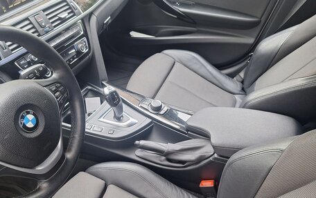 BMW 3 серия, 2016 год, 2 100 000 рублей, 4 фотография