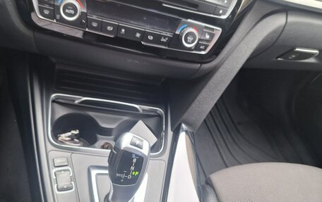 BMW 3 серия, 2016 год, 2 100 000 рублей, 21 фотография
