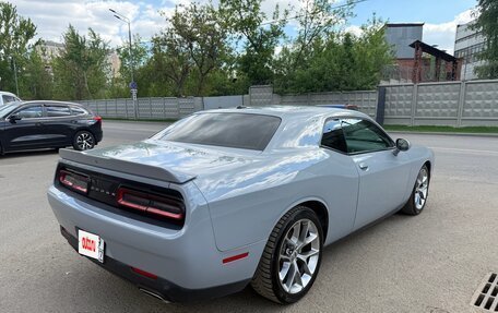 Dodge Challenger III рестайлинг 2, 2021 год, 4 799 000 рублей, 14 фотография