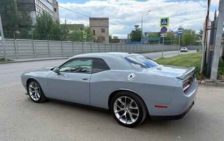 Dodge Challenger III рестайлинг 2, 2021 год, 4 799 000 рублей, 9 фотография