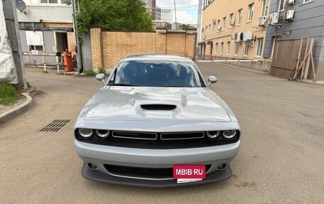 Dodge Challenger III рестайлинг 2, 2021 год, 4 799 000 рублей, 5 фотография
