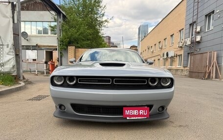 Dodge Challenger III рестайлинг 2, 2021 год, 4 799 000 рублей, 4 фотография