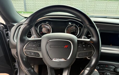 Dodge Challenger III рестайлинг 2, 2021 год, 4 799 000 рублей, 24 фотография