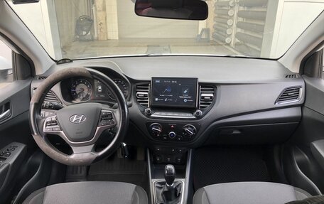 Hyundai Solaris II рестайлинг, 2020 год, 1 450 000 рублей, 10 фотография