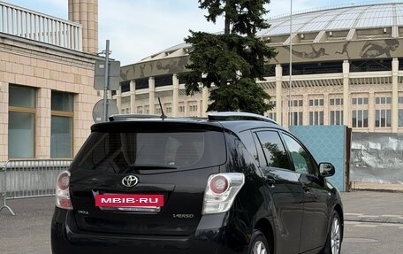 Toyota Verso I, 2011 год, 950 000 рублей, 4 фотография