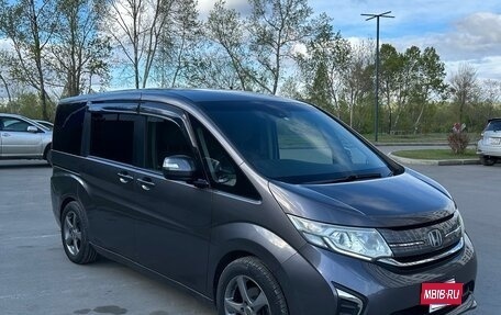 Honda Stepwgn IV, 2017 год, 1 735 000 рублей, 3 фотография