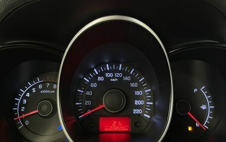KIA Rio III рестайлинг, 2014 год, 750 000 рублей, 2 фотография