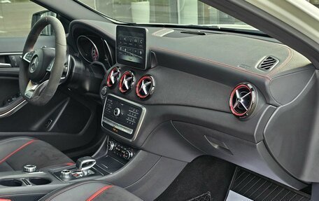 Mercedes-Benz GLA AMG, 2017 год, 3 899 000 рублей, 19 фотография