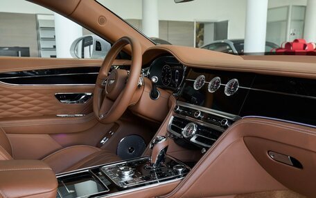 Bentley Flying Spur, 2020 год, 18 500 000 рублей, 9 фотография