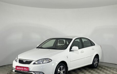 Daewoo Gentra II, 2015 год, 600 000 рублей, 1 фотография