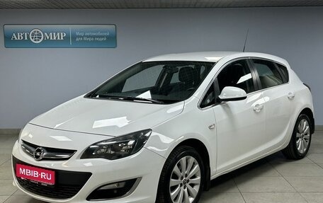 Opel Astra J, 2014 год, 893 000 рублей, 1 фотография