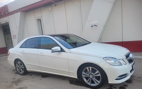Mercedes-Benz E-Класс, 2010 год, 1 600 000 рублей, 1 фотография