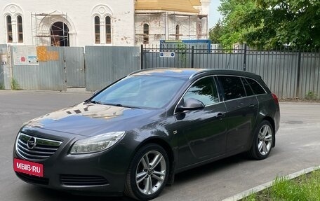 Opel Insignia II рестайлинг, 2010 год, 850 000 рублей, 1 фотография