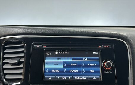 Mitsubishi Outlander III рестайлинг 3, 2016 год, 1 878 000 рублей, 21 фотография