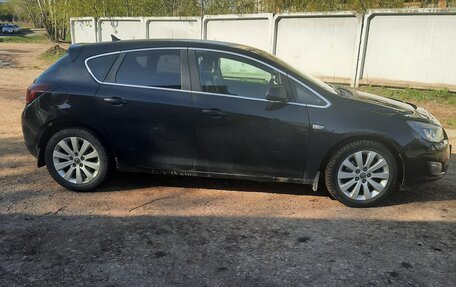 Opel Astra J, 2012 год, 460 000 рублей, 2 фотография
