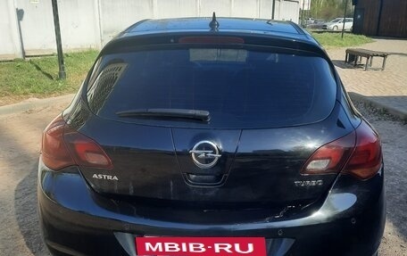 Opel Astra J, 2012 год, 460 000 рублей, 3 фотография