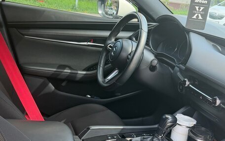 Mazda 3, 2019 год, 2 000 000 рублей, 7 фотография