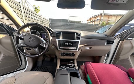 Mercedes-Benz M-Класс, 2015 год, 3 450 000 рублей, 10 фотография