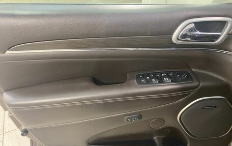 Jeep Grand Cherokee, 2018 год, 3 499 800 рублей, 7 фотография