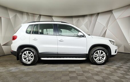 Volkswagen Tiguan I, 2016 год, 1 600 000 рублей, 6 фотография