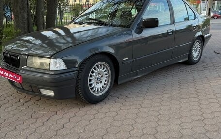 BMW 3 серия, 1997 год, 265 000 рублей, 2 фотография