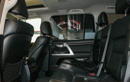 Toyota Land Cruiser 200, 2013 год, 3 950 000 рублей, 21 фотография