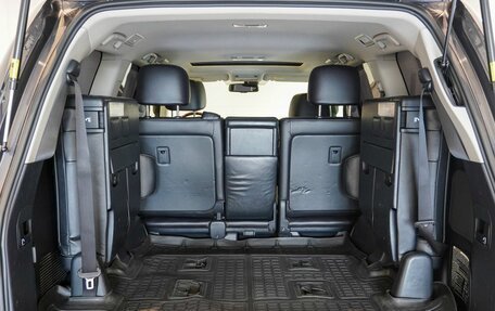 Toyota Land Cruiser 200, 2013 год, 3 950 000 рублей, 24 фотография