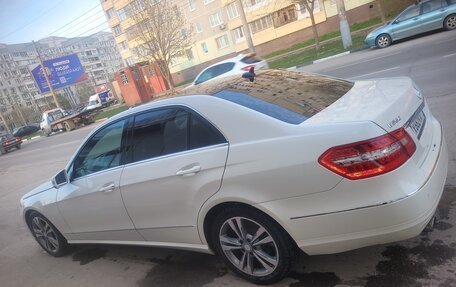 Mercedes-Benz E-Класс, 2010 год, 1 600 000 рублей, 3 фотография