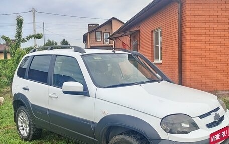Chevrolet Niva I рестайлинг, 2018 год, 730 000 рублей, 6 фотография