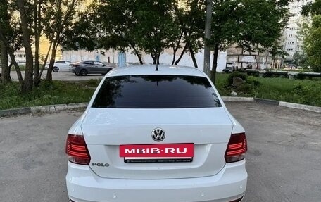 Volkswagen Polo VI (EU Market), 2016 год, 990 000 рублей, 4 фотография