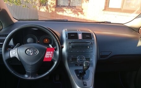 Toyota Auris II, 2007 год, 690 000 рублей, 2 фотография