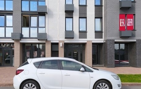Opel Astra J, 2011 год, 750 000 рублей, 13 фотография