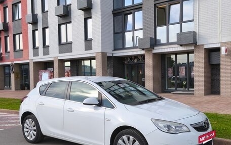 Opel Astra J, 2011 год, 750 000 рублей, 12 фотография