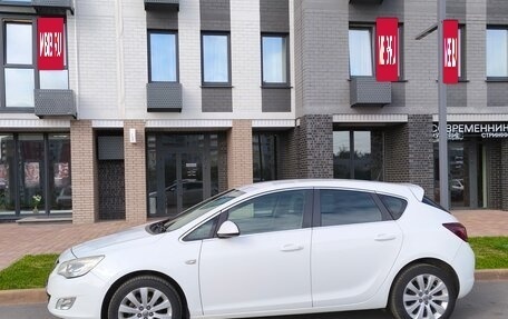 Opel Astra J, 2011 год, 750 000 рублей, 4 фотография