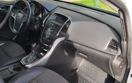 Opel Astra J, 2011 год, 750 000 рублей, 17 фотография