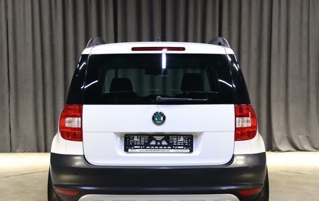 Skoda Yeti I рестайлинг, 2013 год, 949 000 рублей, 11 фотография