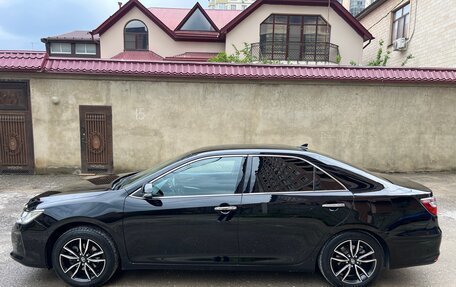 Toyota Camry, 2017 год, 2 400 000 рублей, 4 фотография