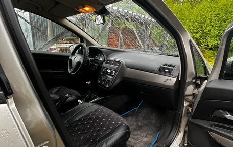 Fiat Punto III Punto Evo рестайлинг, 2008 год, 300 000 рублей, 18 фотография