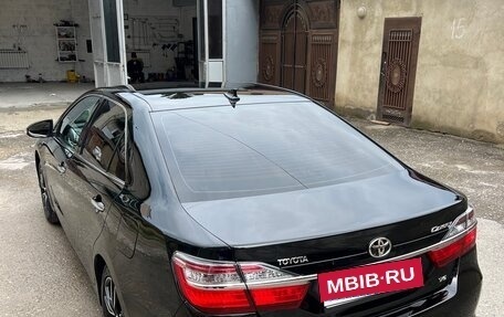 Toyota Camry, 2017 год, 2 400 000 рублей, 7 фотография