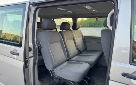 Volkswagen Caravelle T5, 2011 год, 1 950 000 рублей, 8 фотография