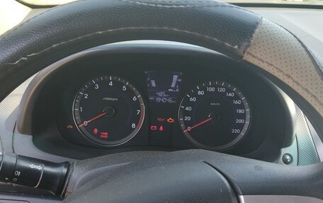 Hyundai Solaris II рестайлинг, 2011 год, 600 000 рублей, 11 фотография