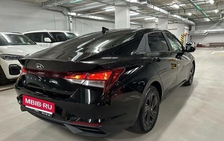 Hyundai Elantra, 2021 год, 2 100 000 рублей, 6 фотография