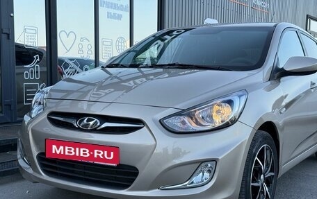 Hyundai Solaris II рестайлинг, 2013 год, 830 000 рублей, 5 фотография