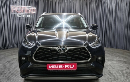 Toyota Highlander, 2025 год, 5 698 000 рублей, 2 фотография
