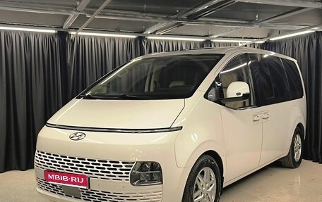 Hyundai Staria, 2021 год, 4 150 000 рублей, 1 фотография